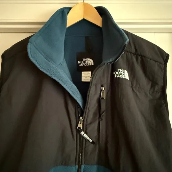 The North Face fleece vest - Picture 2 of 3